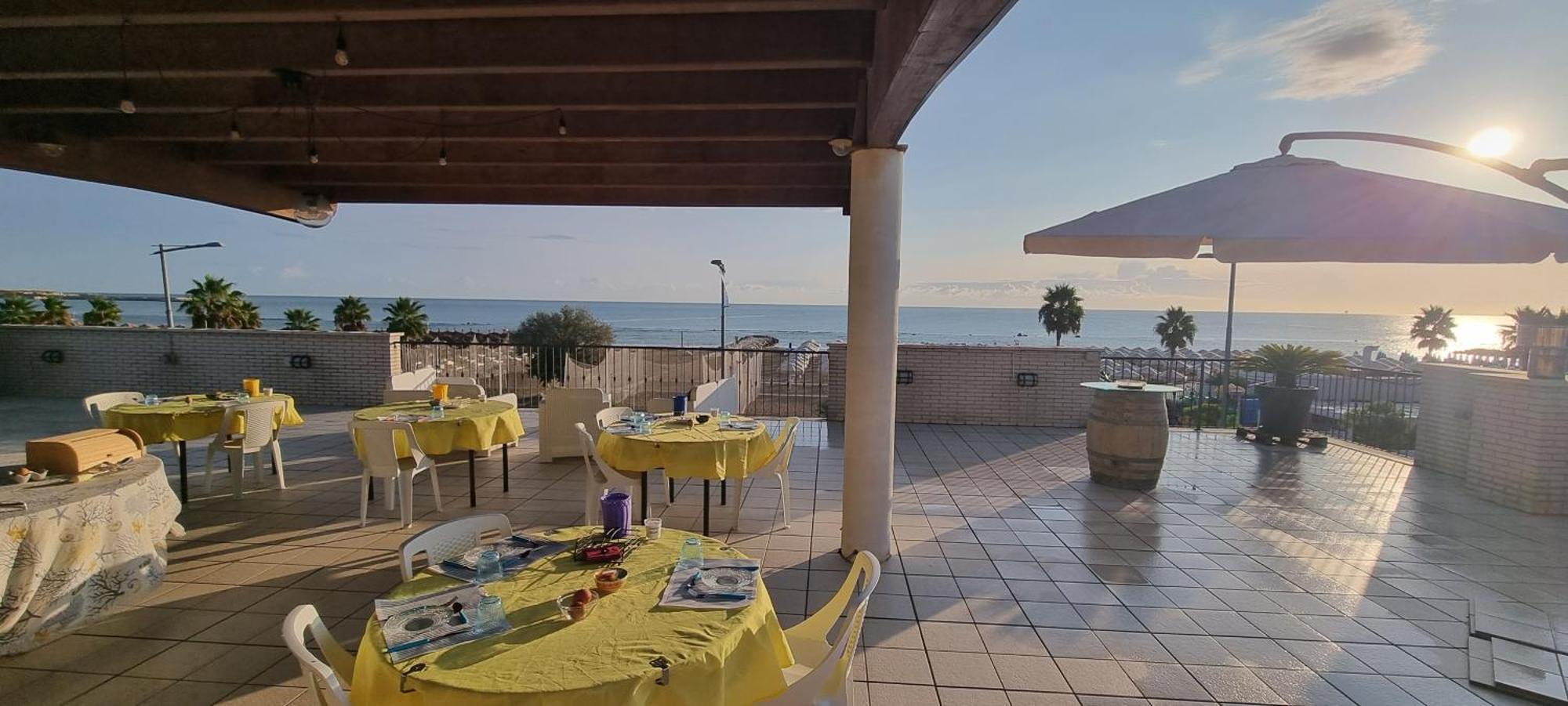 Bed and Breakfast Il Sorriso Di Angelina Pescara Exterior foto